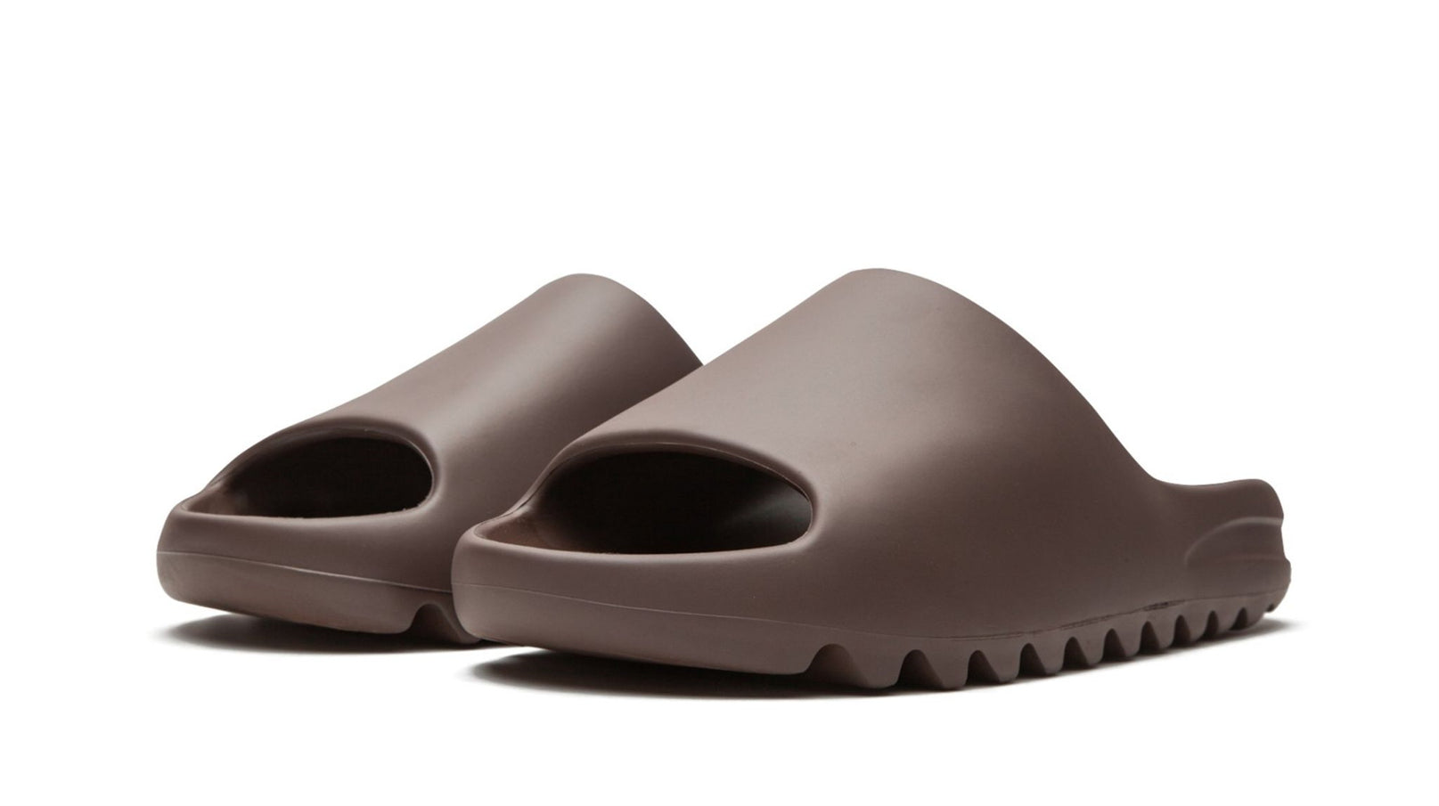 Yeezy Slides "Soot 2021"