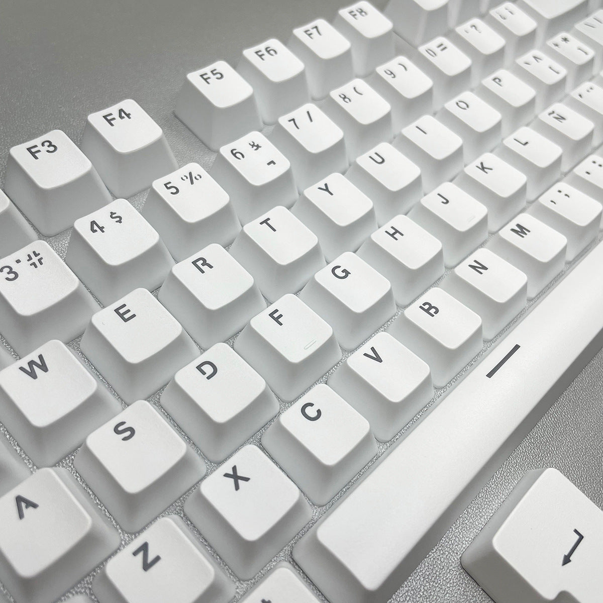 Spanish White Keycaps